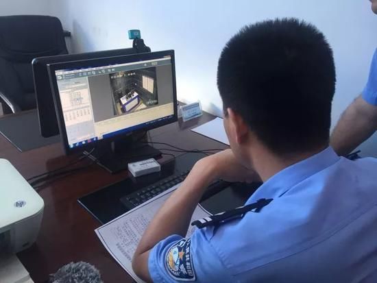 哈尔滨警方辟谣“辅警当街小便” 造谣者被拘15天