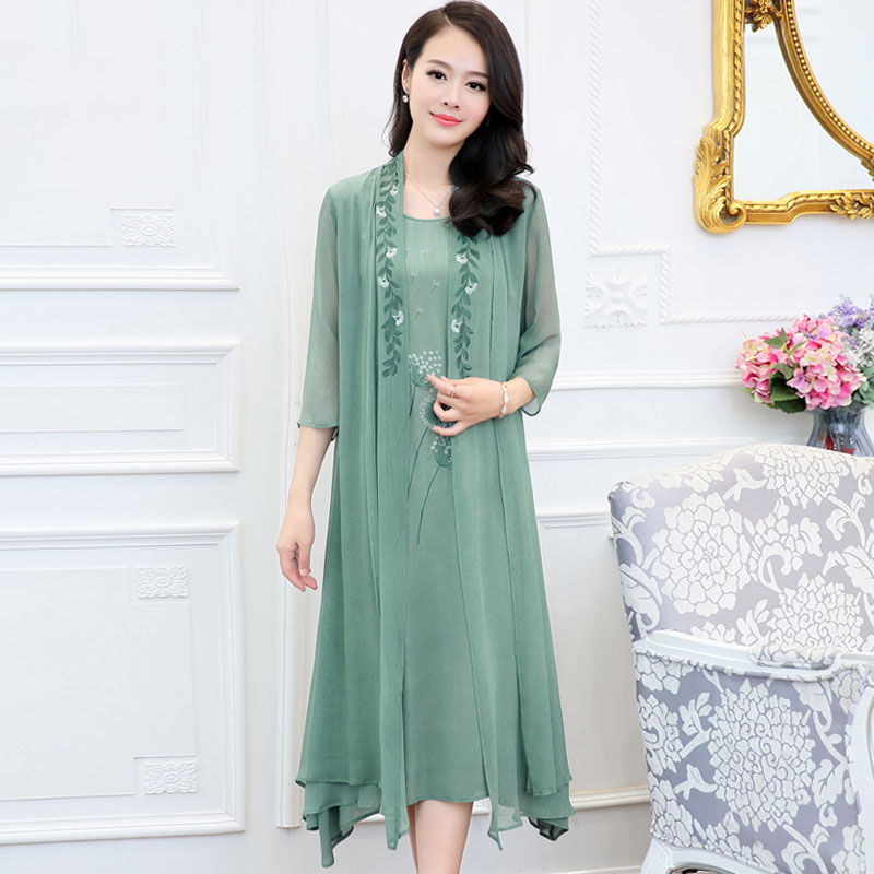 真丝连衣裙贵死了!说实话我买不起，但这几款看一眼都觉得值了