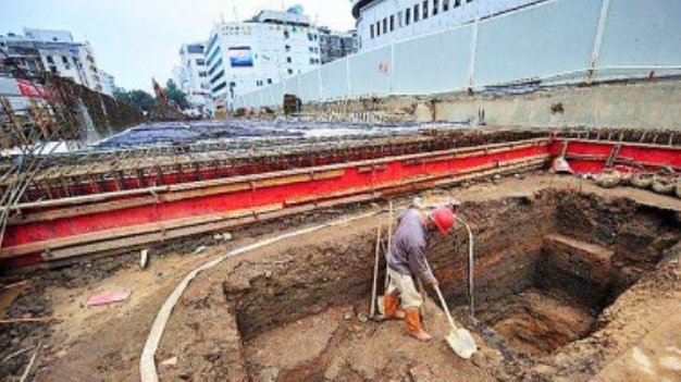  看过：为何地铁挖了那么深，却没看过泥土被运出来呢？看完大开