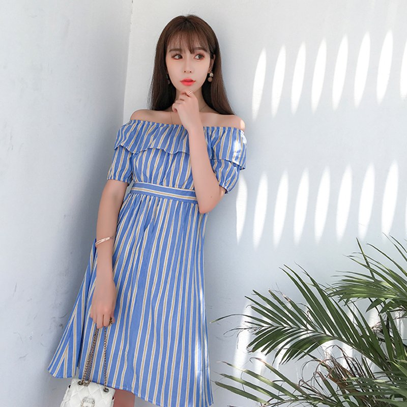 七夕去约会，尽量别穿紧身裤，学学下面女人这样，瞬间女神味十足