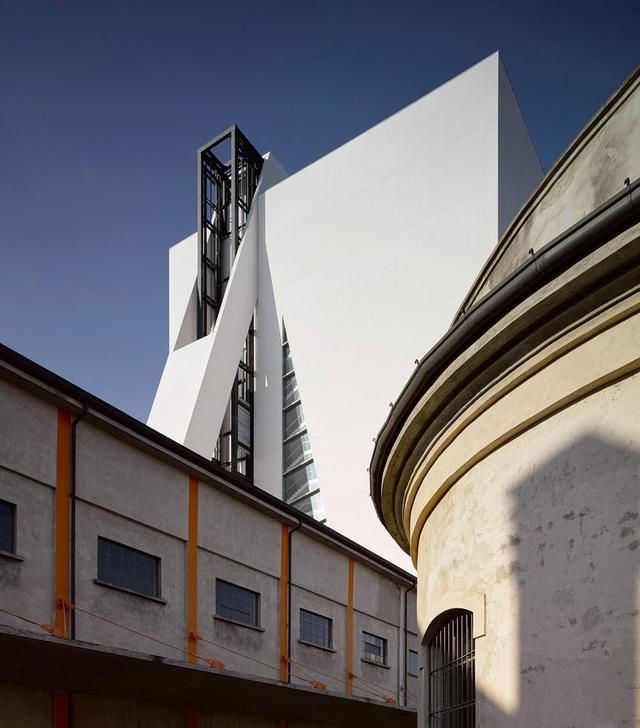  [OMA]OMA与普拉达强强联手，瞬间气场UPUPUP