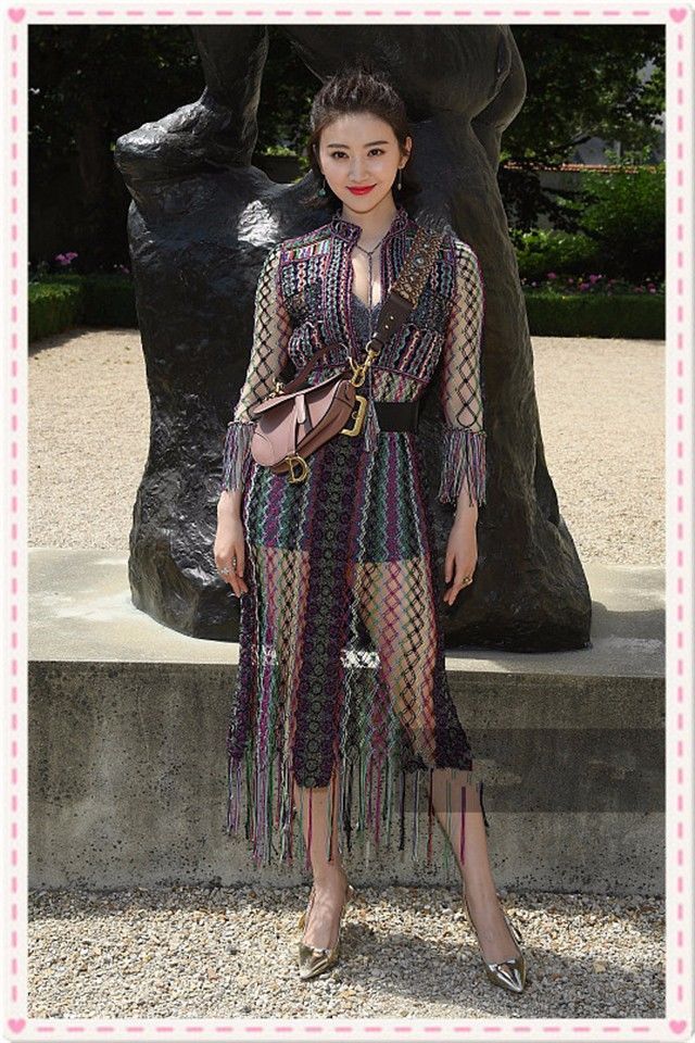 看了29岁杨颖穿透视裙，再看30岁景甜，我终于明白气质的重要