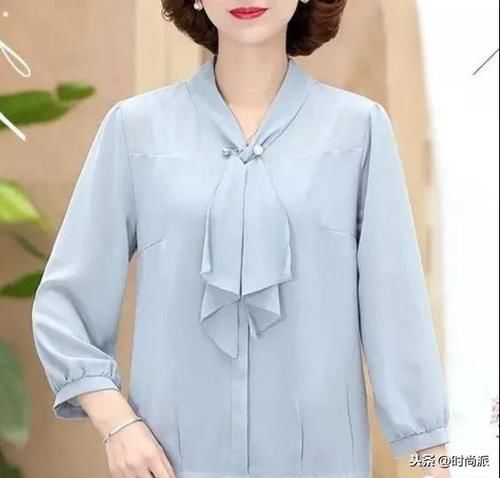 「采用」新穿法,叫“迎夏衫”,中年妈妈当下穿薄厚正好!洋气显年轻