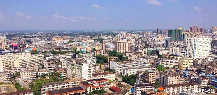 广西实力最强的8个县市, 玉林3个, 梧州2个, 南宁1个