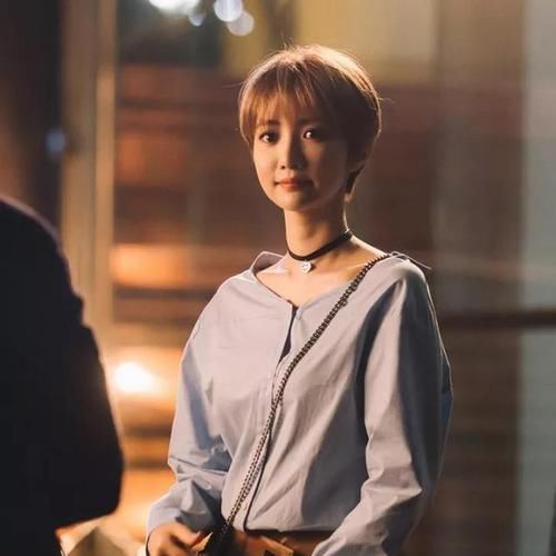  适合■脸上有4种“特征”不适合剪刘海，谁剪谁难看，立刻让你老10岁