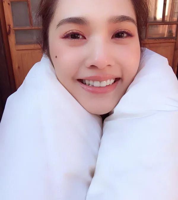 有多少人不信杨丞琳这是素颜？她本人是这样挨个怼质疑评论的！