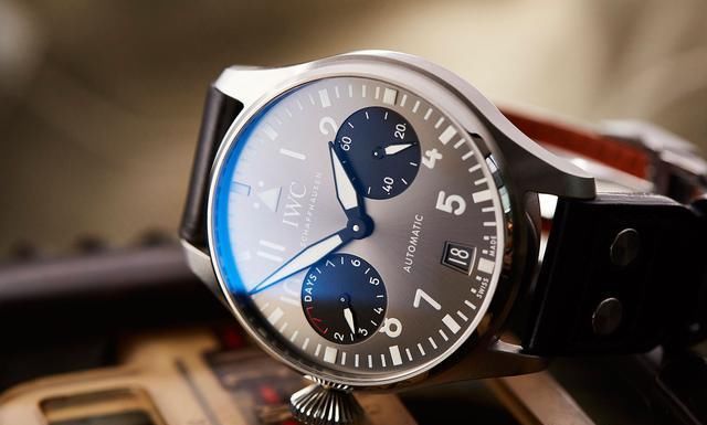  【表冠】左撇子的福利，四款表冠在左侧的腕表推荐