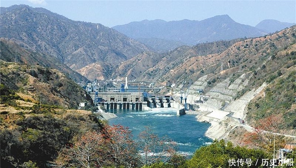 中国再造世界级工程，相当于6个鸟巢，将造福四川人民！