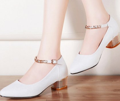 这几款美到飞起的女鞋，洋气时尚又有型，姐姐一下子就入手