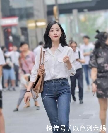  怕冷■时尚街拍美女，图4穿的很时髦，但高跟不能怕冷