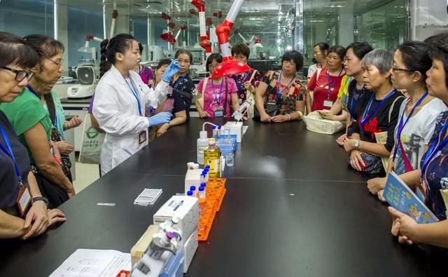 隔夜水、千滚水喝了会致癌？亲自动手击破食品安全谣言，科普