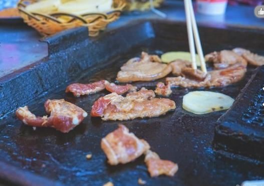 云南旅游攻略：冬天去丽江泸沽湖，有什么可以玩的？