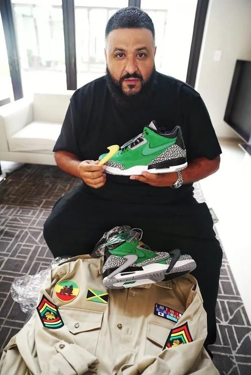 「稀世」能让侃爷脱下 Yeezy 的只有他!每次晒鞋都是没见过的稀世狠货