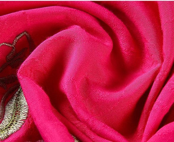 女人长得好看也别穿牛仔裤，现流行的名媛套装，简直美上天