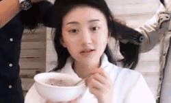 angelababy录《向往的生活》被爆假吃，娱乐圈明星假吃真相大揭秘