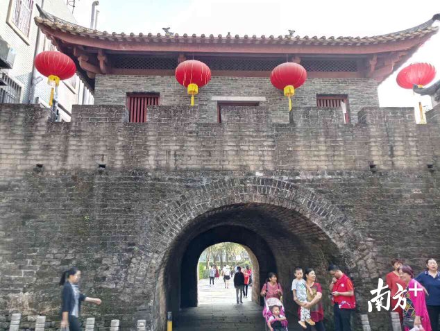  城中村|不再大拆大建，深圳这7个城中村近期将重获新生