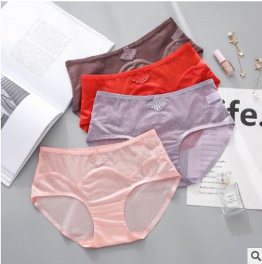 洗完澡不想穿睡衣?穿下面自带珍珠的内内吧!网友:一览无遗