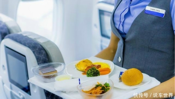 上飞机后,头等舱的布帘为何要拉上,你知道吗?空姐是这样解说!