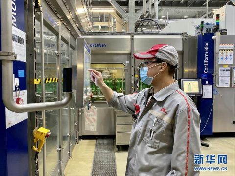  接触：不接触服务 产业链激活——哈尔滨平房区科学推动复工复产见闻