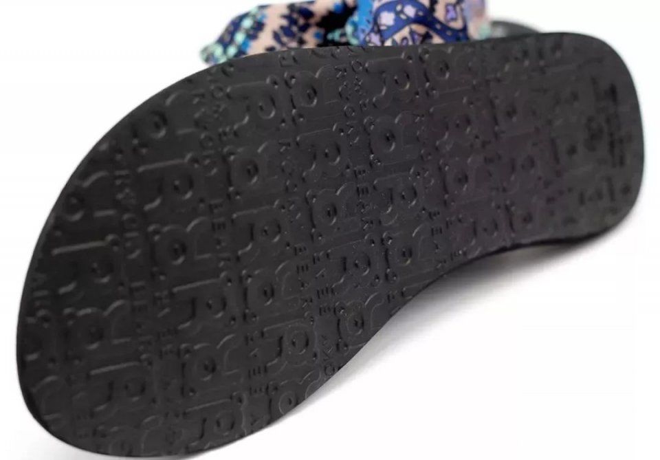 迪丽热巴慢游全世界正片出炉,每一个画面都美到窒息!!