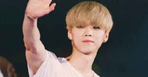  「上榜」拥有金发神颜的爱豆｜蔡徐坤、王一博同上榜，你最pick哪一个