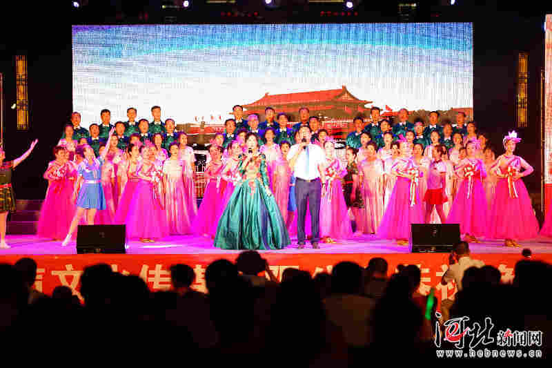 经开区举办主题晚会普及安全生产常识