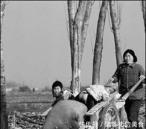  土坯房■一组农村老照片，带你回到过去的那个年代