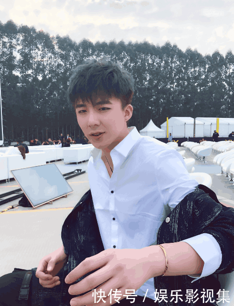 抖音“摩登兄弟”被打当事人出面道歉, 800万粉丝同时回应了三个