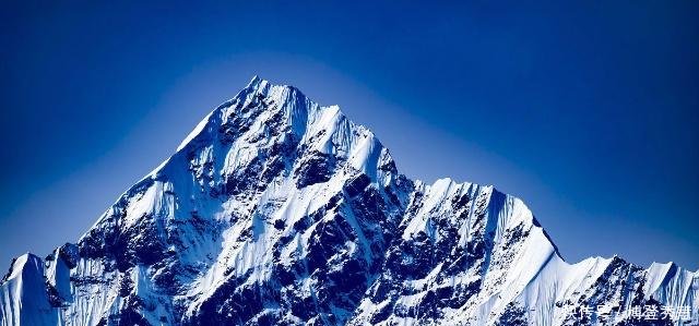 美国“第一山峰”与中国“第一山峰”对比，没有对比就没有伤害！