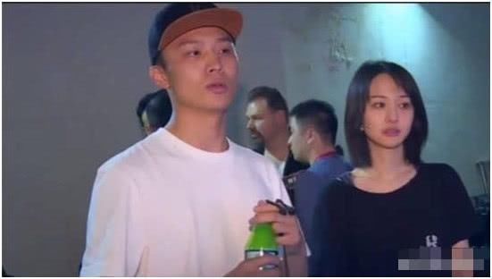 郑爽新恋情一波三折被曝光，网友：真情实感却被骗了