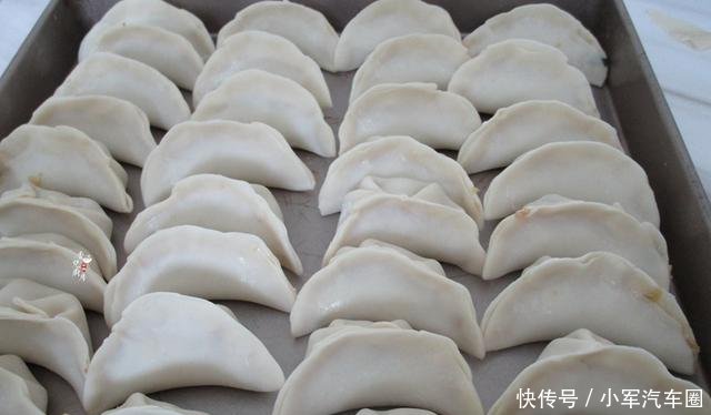  『多汁』立春后，用它来做饺子馅，鲜嫩多汁，补充营养，好吃不上火