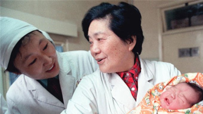  中国■31年过去了，那个中国首例试管婴儿在1988年诞生，如今过