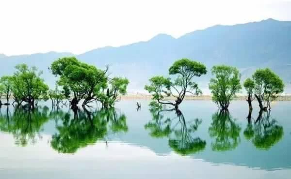 最美的享受，不用出国门，找一个小镇，任时间慢慢流淌