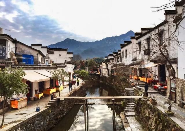 徽州秋日最美省道S215，自驾2小时前往，私藏众多秋色