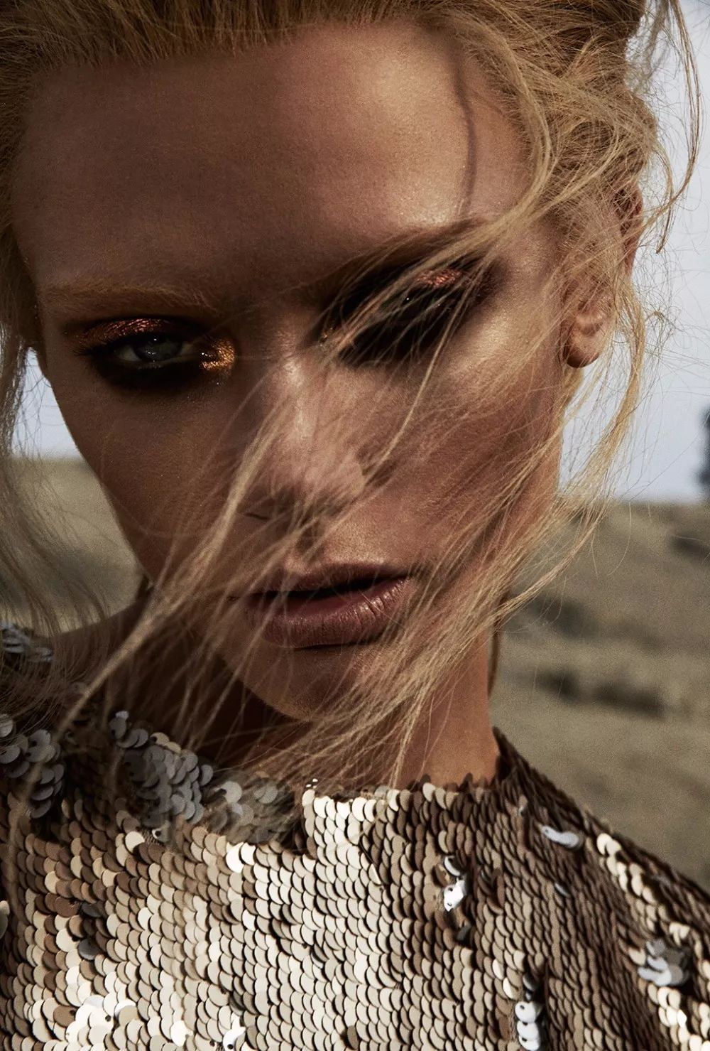 夏日吸睛新出路——蜜糖黑其实很美