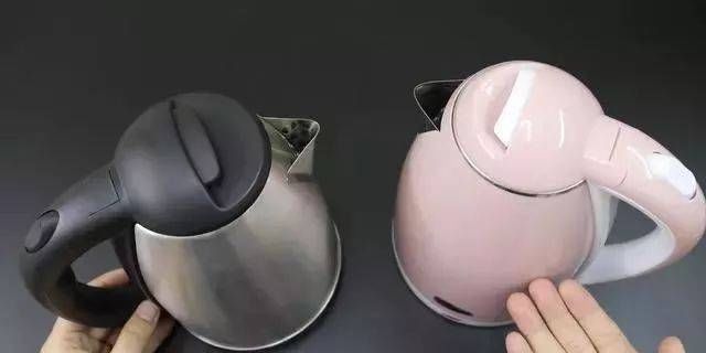 【壶中】每天用电热水壶烧水,危害有多大大多人都忽视,别当做耳旁风