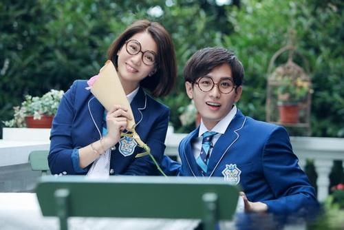 『孟子』《一年级》终于火了！虞书欣选秀走红，孟子义招黑，成毅新剧呼声高