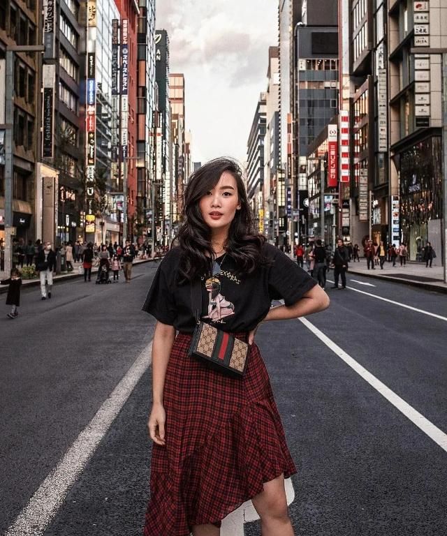 运动鞋■腿粗身高158cm，却靠穿搭增高10cm+！轻熟风的样板教材来了！，史上最省钱亚裔博主