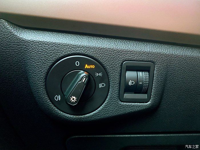 伙伴:错过了良辰美景,不能错过你,迎接新伙伴,朗逸纯电