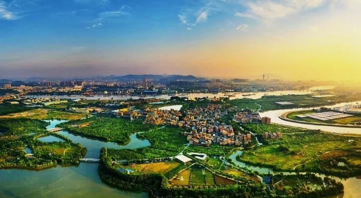  「gdp」我国地级市十强, 其中2城GDP过万亿, 这4市未来发展潜力