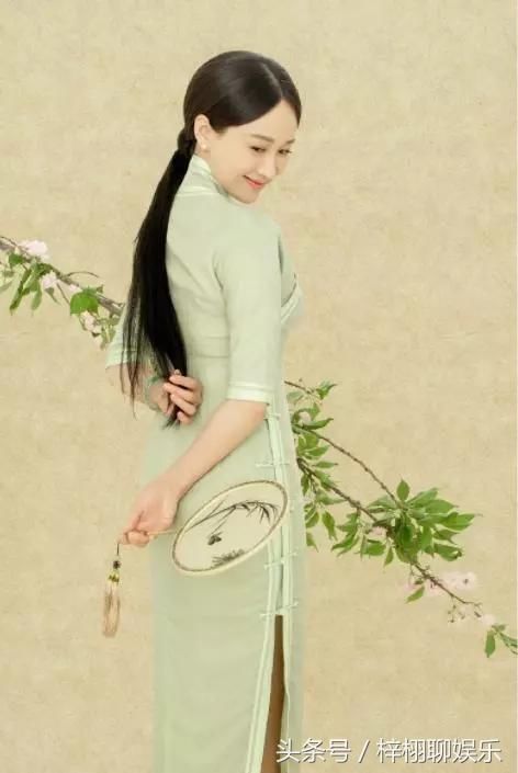 《延禧攻略》愉贵妃,私下的旗袍照,大展好身材,惊艳四方!