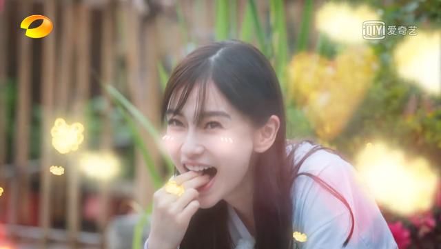 Angelababy被曝“假吃爆米花” 节目组官博暴躁回应惹怒网友