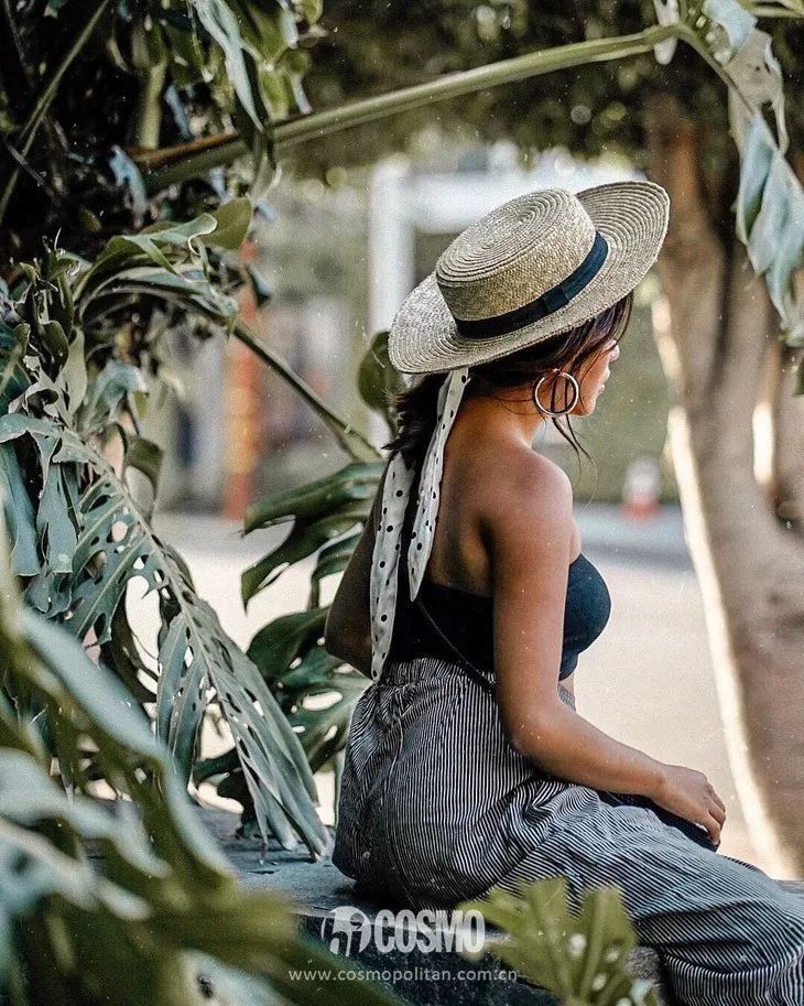 时髦办 | Lily Collins的度假look太有参考价值了