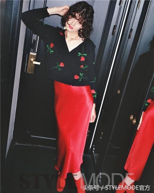 澳洲时尚博主Chloe Hill 示范复古与嬉皮风味穿搭