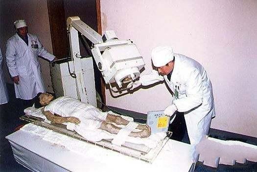 1971年,工人挖出马王堆汉墓,却因一具古尸,专家