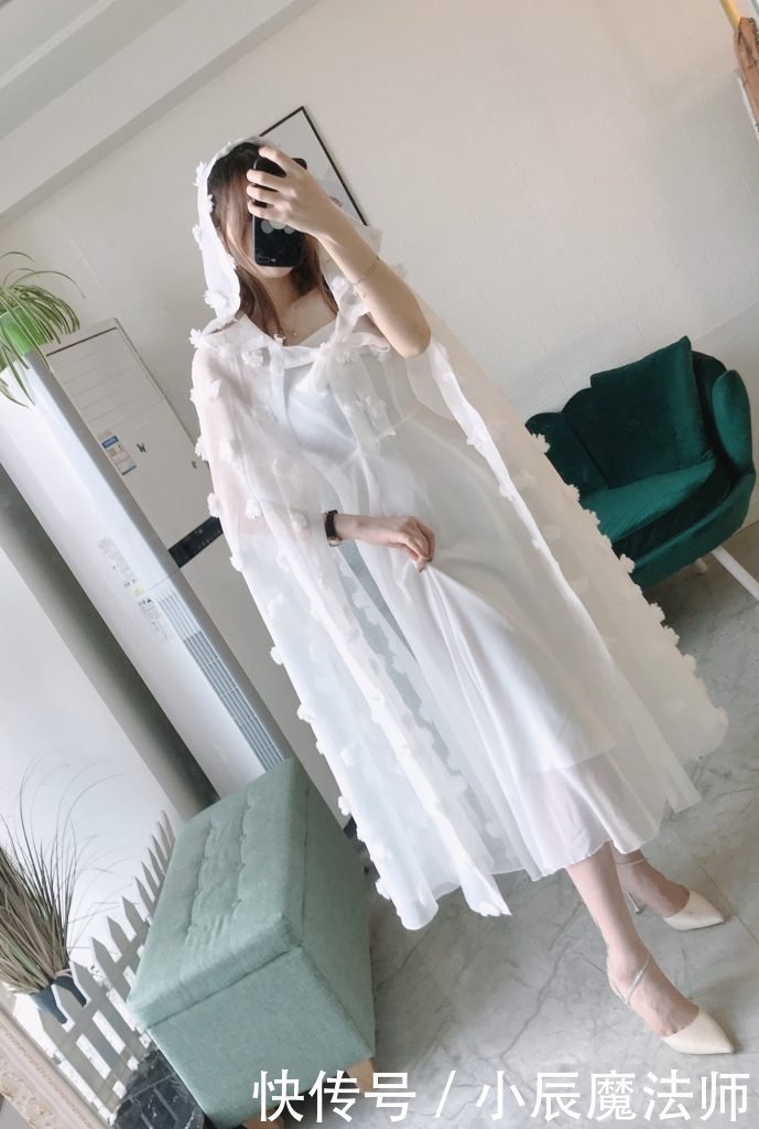 『设计』春天穿什么裙子好看,这样穿,又仙又有女人味
