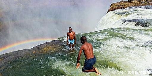 世界“最奇怪的四大游泳池”，第三个难以想象，最后一个特别危险