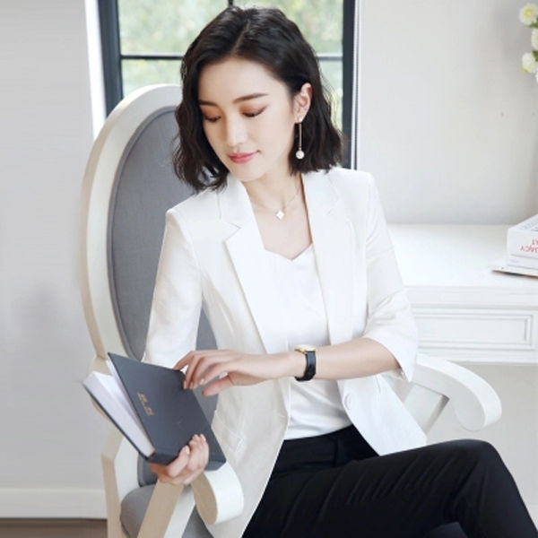 终于找到“气质”小西装了,立马给老婆买2件,优雅不失女人味