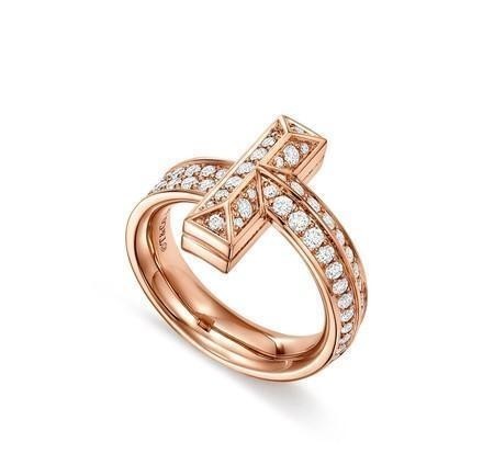  [个性]亮珠宝 Tiffany斜面立体T字戒有个性