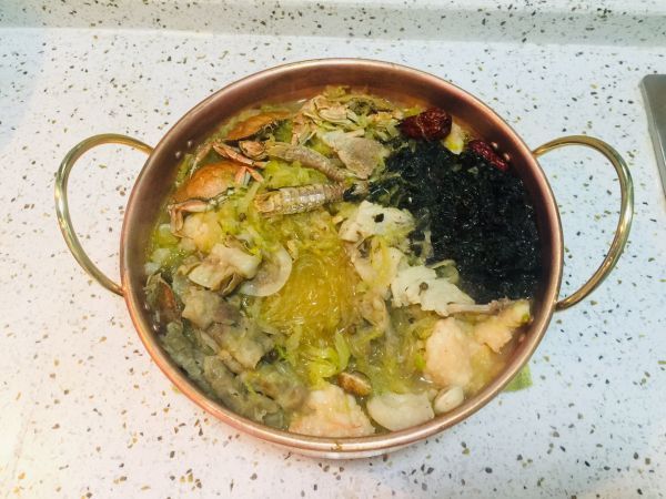  『火锅』滋补健康：老式铜火锅